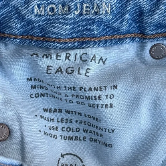 American Eagle Mom Jeans Strigid Women's Size 4 - Picture 6 of 11